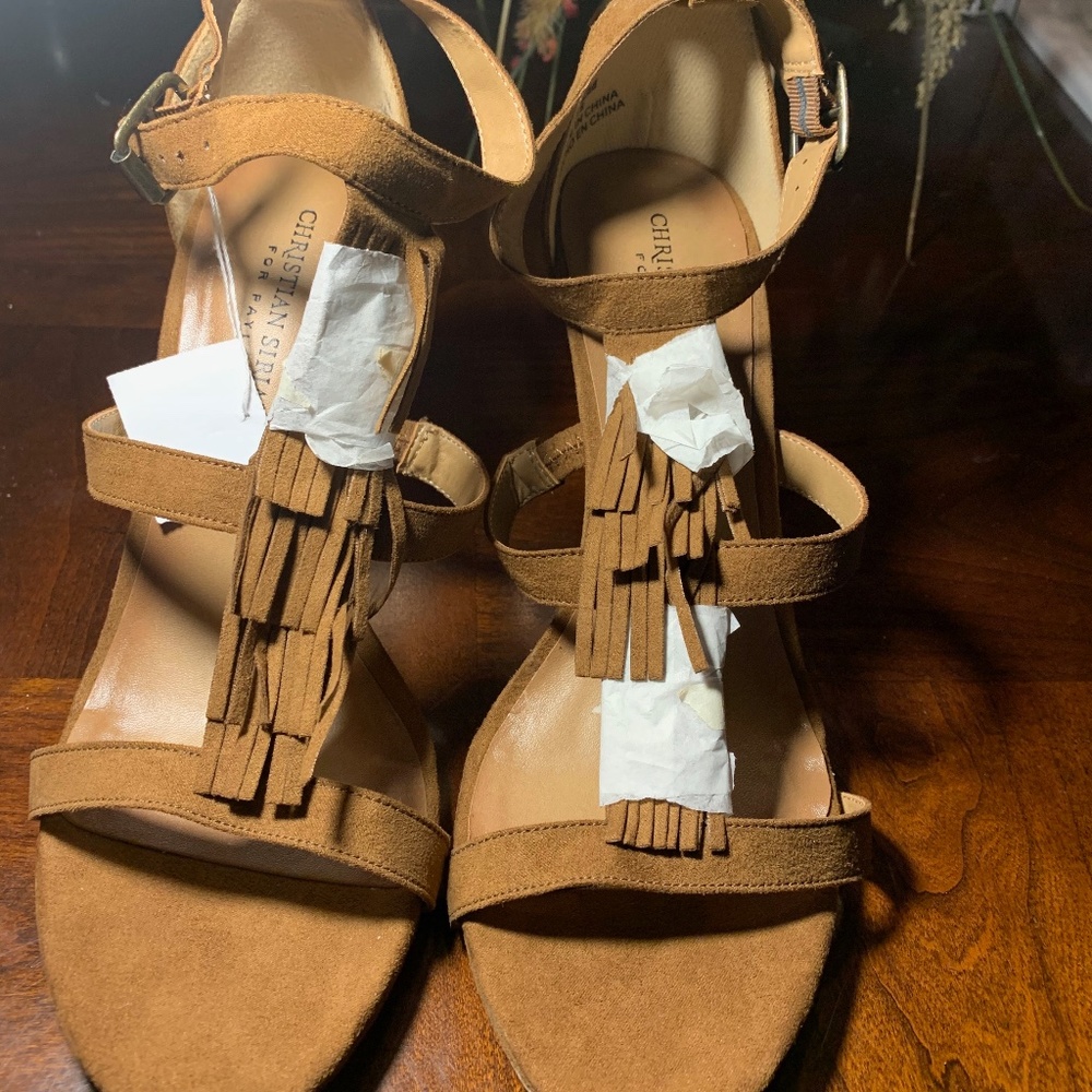 Christian Soriano Brown Heels